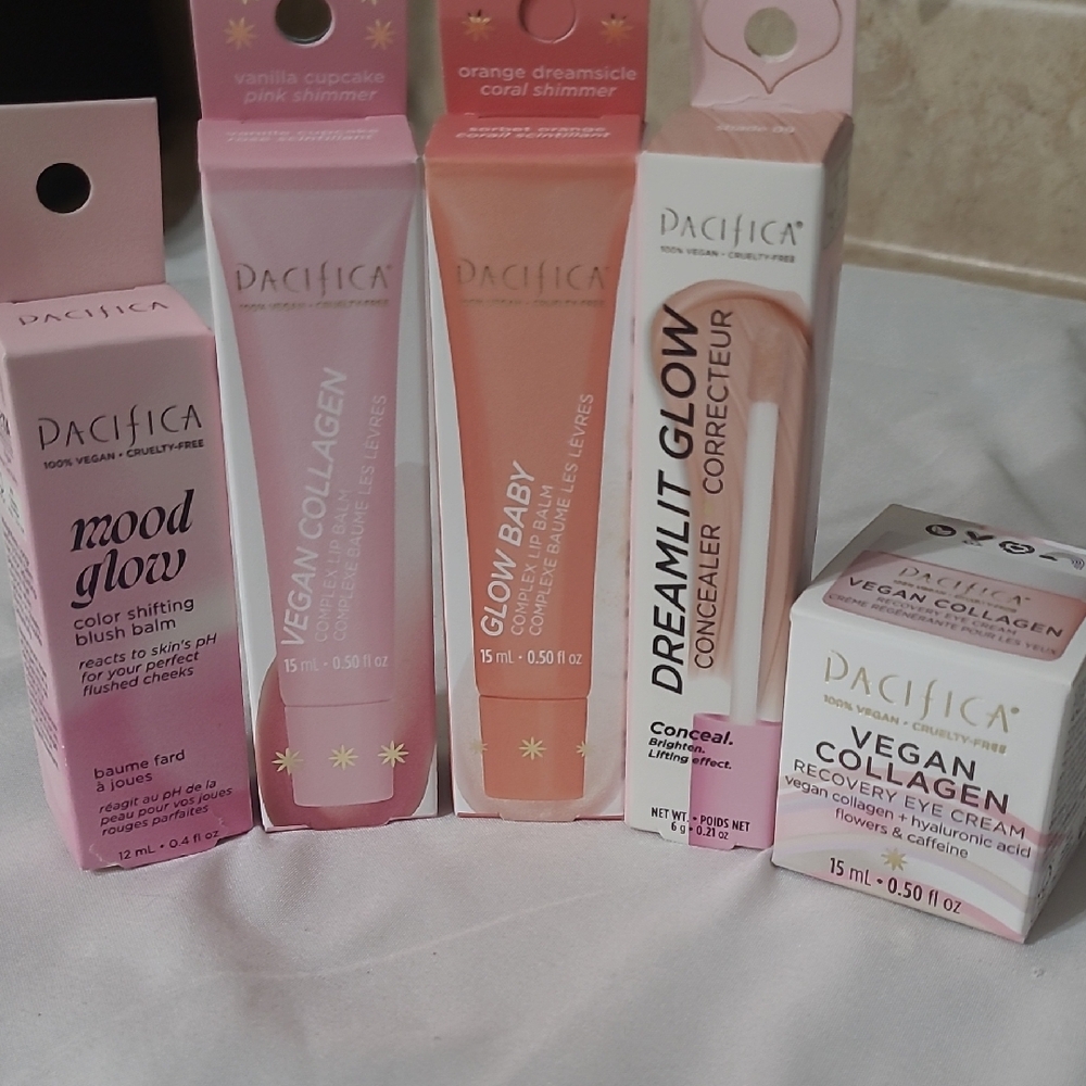 🌸 Pacifica Vegan Beauty Bundle – Lip Balm, Concealer & Eye Cream (NEW)